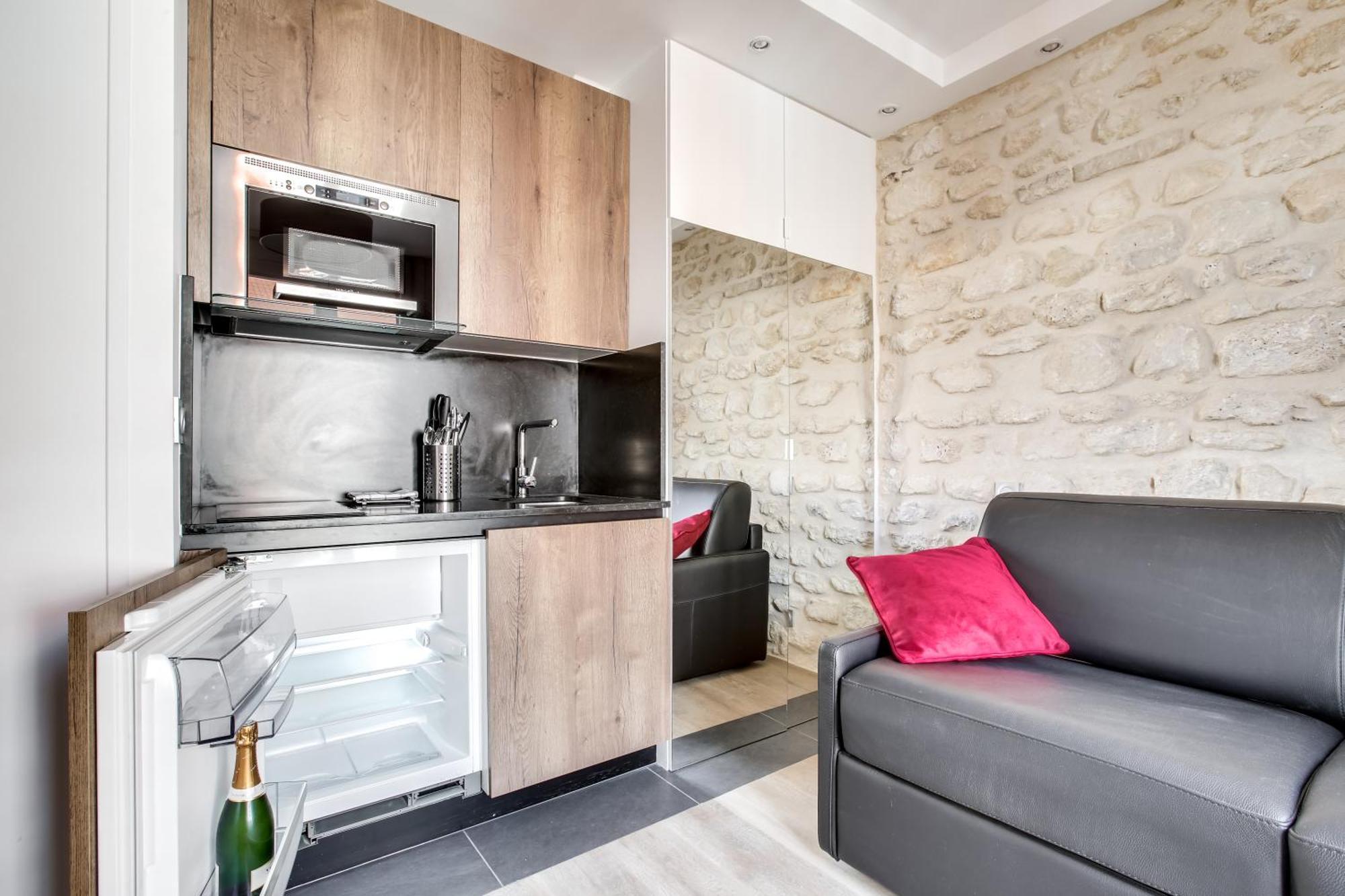 Volontaire Daire Paris Dış mekan fotoğraf